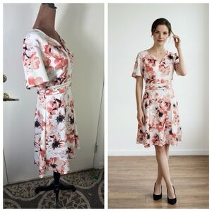 Kate and Lily Women Sz 6 Floral V-Neck Fit & Flare Dress in Coral Pink multi